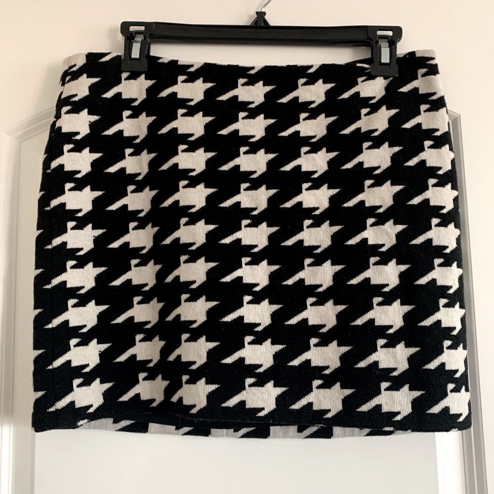 Alice and Olivia skirt